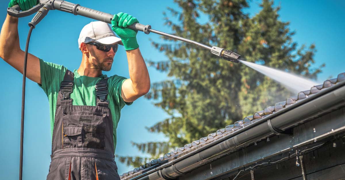 COMMERCIAL-ROOF-PRESSURE-WASHING-IN-PORT-ST.-LUCIE COMMERCIAL ROOF PRESSURE WASHING IN PORT ST. LUCIE